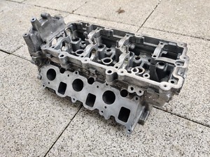 Original Audi Q7 VW Touareg V6 3.0 TDI 2967ccm Zylinderkopf