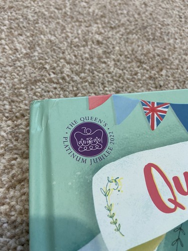 Queen Elizabeth A Platinum Jubilee Celebration DK Hardcover Book Brand New - Picture 3 of 5
