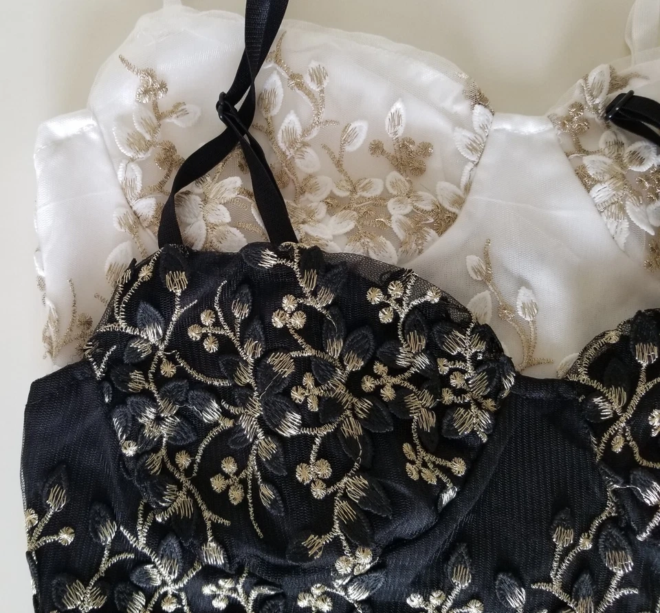 Sujetador SheIn Longline XS Recortado Sin Alambres Cremallera Bordado Encaje Hilo Dorado Foto 3 de 4