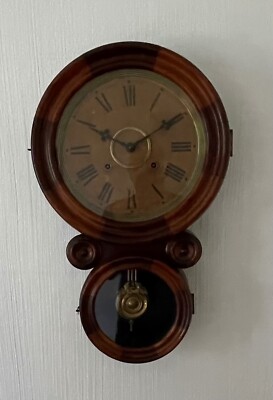 Elias Ingraham 8-Tage-Wanduhr mit Achter-Motiv