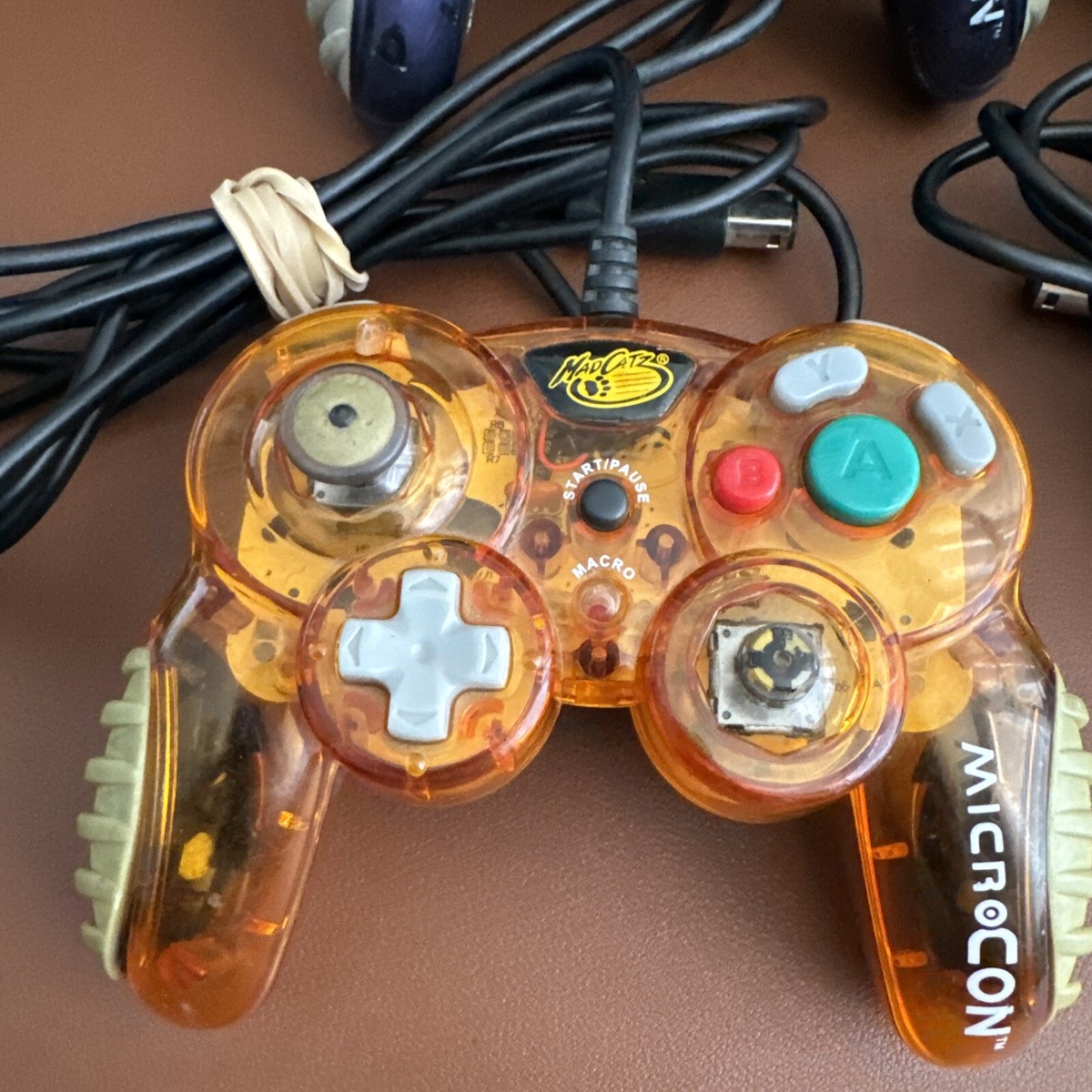 Mad Catz ゲームキューブコントローラー　未開封 Mad Catz ゲームキューブコントローラー 未開封 Mad Catz ゲーム
