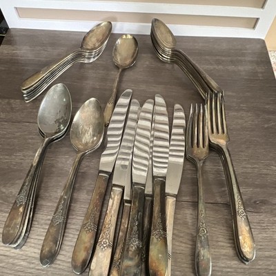 Oneida Tudor Stainless 37-Piece Flatware Set Service for 7 Floral Handles
