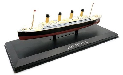 RMS Titanic White Star Line 1:1250 Legendary Cruise Ships Motor