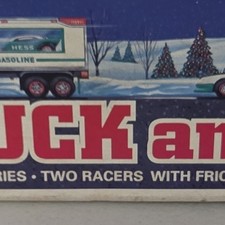Hess Gas & Oil Advertising Toy Truck - White & Green Hess Gasoline Truck
