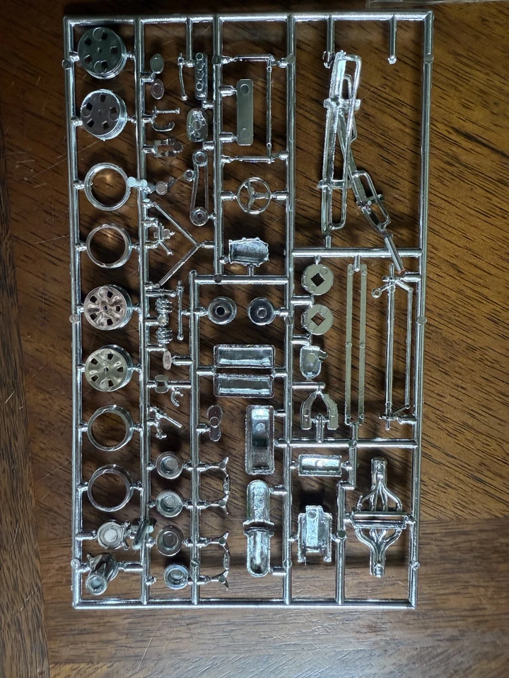 IMC 1:25 VOLKSWAGEN STOCK or Double A Altered VW COUPE Model Kit 114-200 Vintage - Image 2 of 4