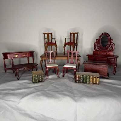 Mixed Lot Of Miniature Dollhouse Furniture 1:12 Scale