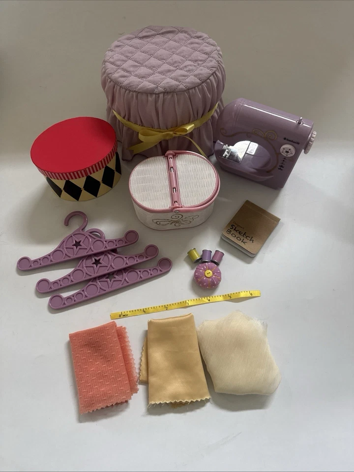 AMERICAN GIRL 2014 Isabelle Creative Dance Studio & DOLL Rare Retired Accessory - Image 3 of 4