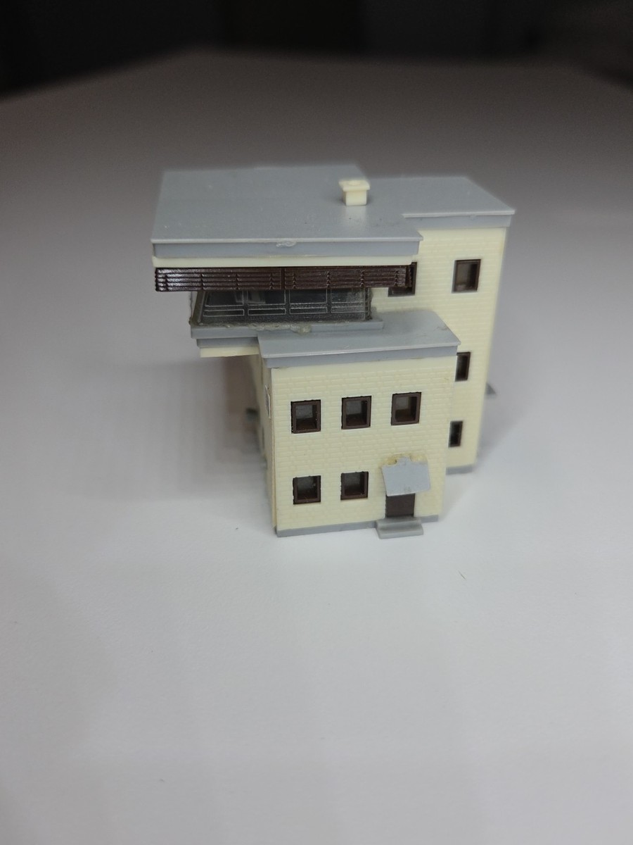 Marklin Mini-club Z Gauge 8965 Modern Goppingen Signal Tower Kit