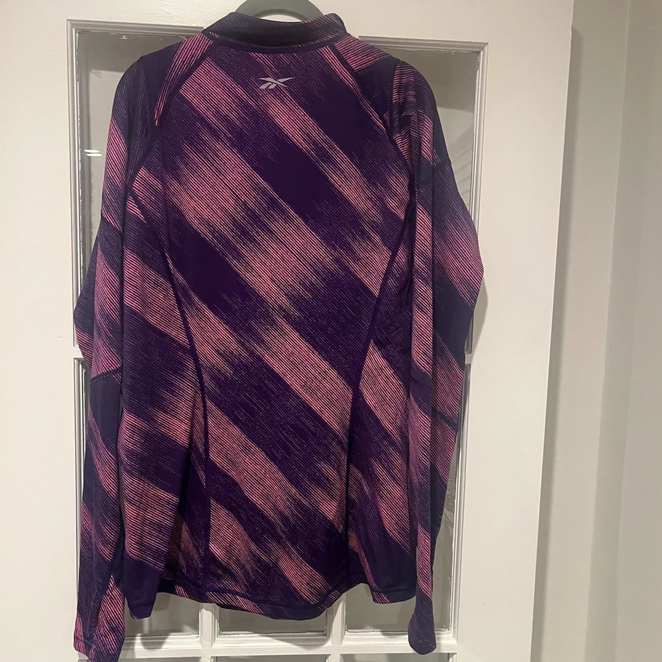 Top Reebok Mujer Púrpura Rosa Agujeros para Pulgar Manga Larga Ropa Activa Talla Grande 2XL Foto 2 de 4