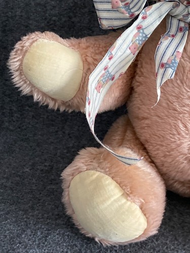 De Colección Oso de Peluche Marrón Arco Ojos Verdes Extremidades Articuladas Corea RARO - Imagen 6 de 10