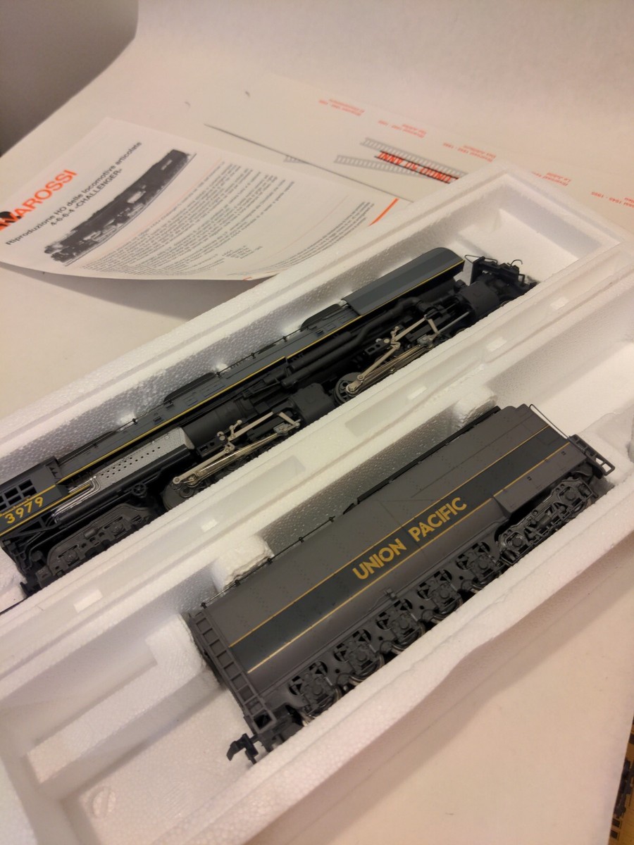 HO Rivarossi 4-6-6-4 Challenger Union Pacific 3979 1592 Gray HO Rivarossi 4-6-6-4 Challenger Union Pacific 3979 1592 Gray