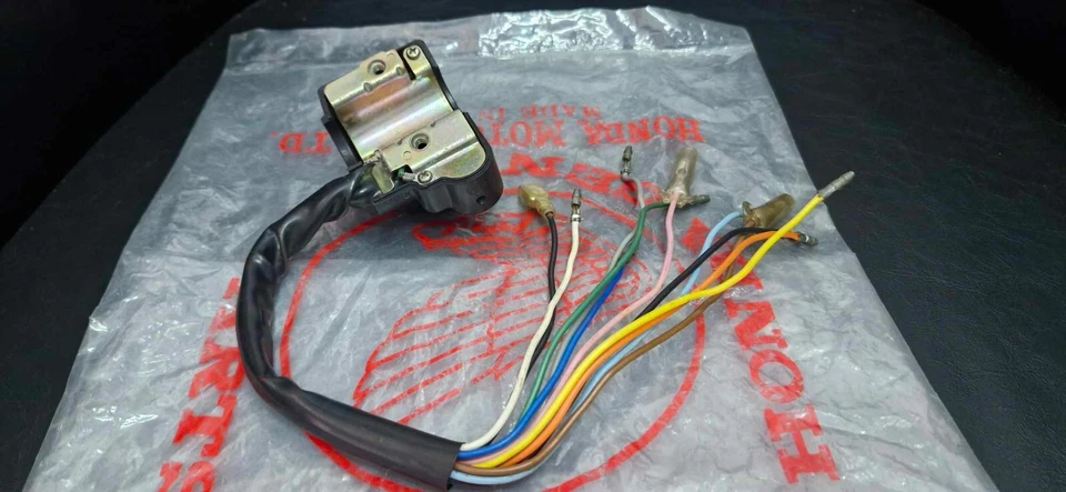 HONDA MB50 MB5 1982 L/H SWITCH GEAR ASSY 35210-166-003 nos japão - Imagem 4 de 4