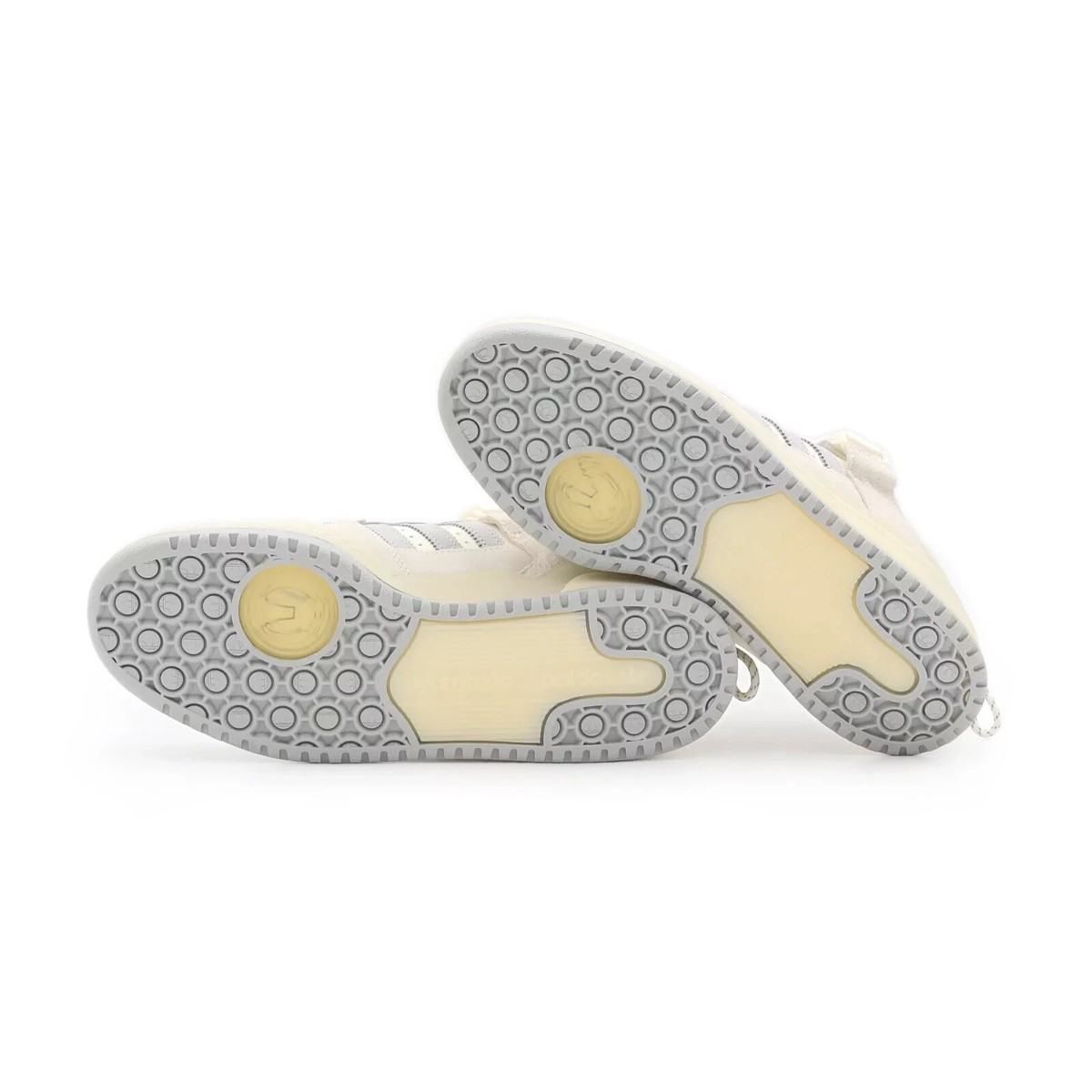 巴日和 まとめ売り HQ2153 Adidas Forum Buckle Low Bad Bunny Off White Sail