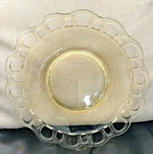 RARE COLONY LACE EDGE YELLOW DEPRESSION GLASS DEEP PLATE
