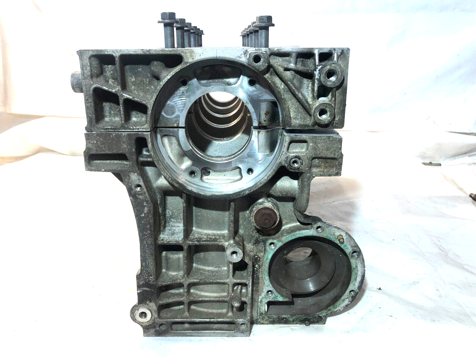 Volvo 2.4 Diesel Engine Bare Block 9186946A / 8642831-A / 2002  