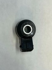 15-17 Jeep Renegade OEM engine motor detonation knock sensor Part # 05033316AB