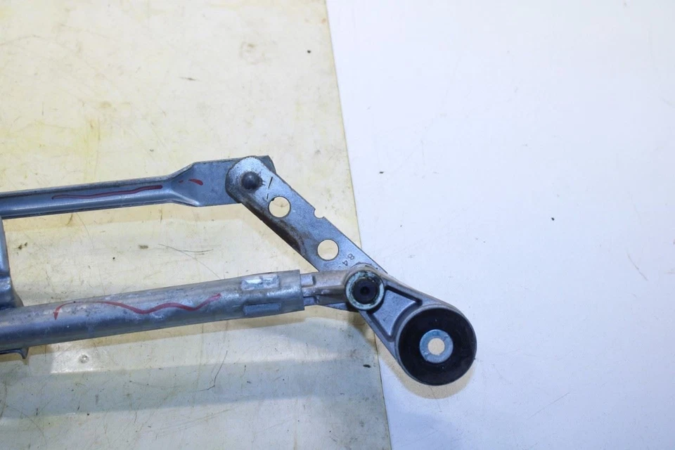 2006-2015 Mercedes-Benz ML350 FR Windshield Wiper Transmission Linkage w/ Motor - Image 4 of 4