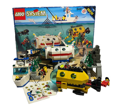LEGO 6441 Deep Reef Refuge - Divers - 100% Complete w/Box and Manual