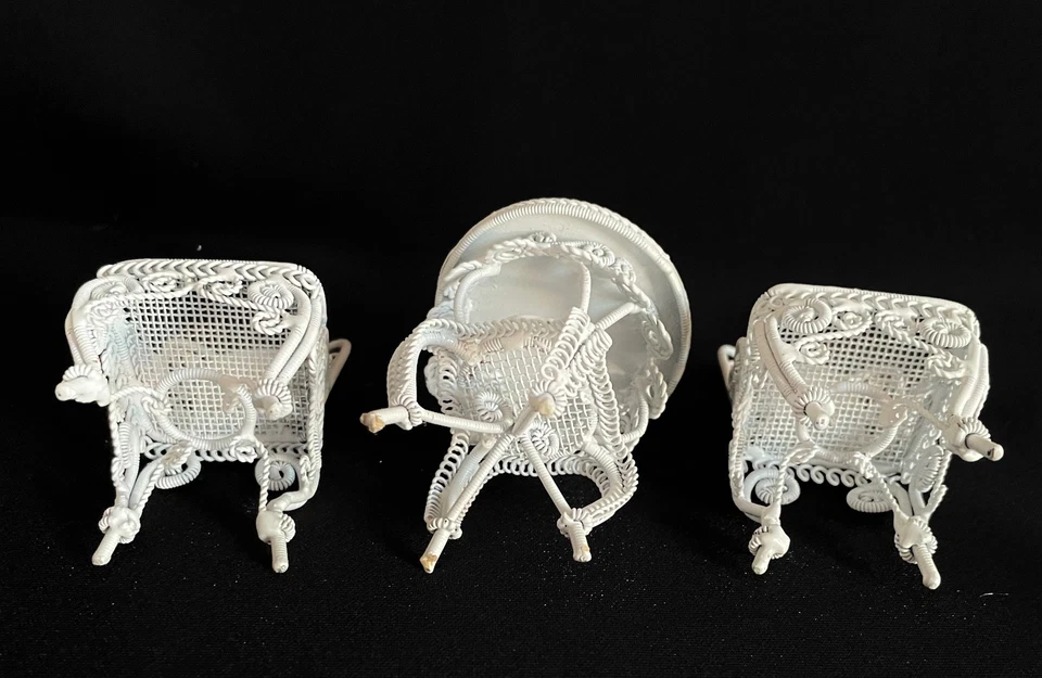 Nice! DOLLHOUSE MINIATURE 2 CHAIRS and TABLE  White Metal Wicker 1:12 Scale LOT - Image 3 of 4