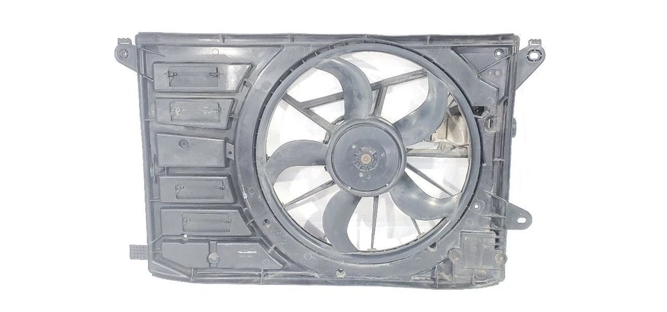 Ford C-Max 2013 2018 OEM 2,0 L 6002xh0193 ventilador de radiador un montaje roto Foto 2 de 4