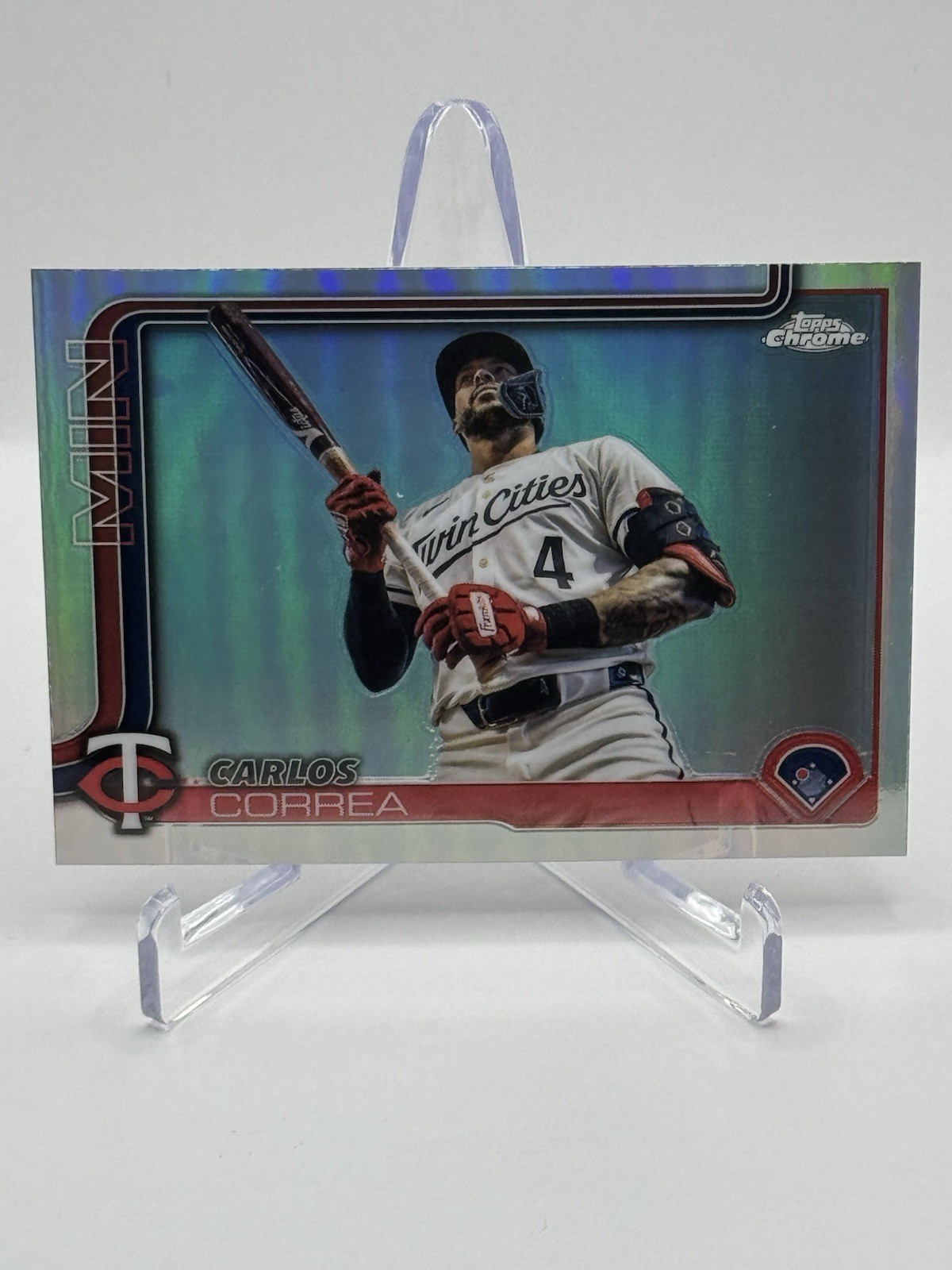 2025 Topps Chrome Carlos Correa Image Variation Short Print SP Twins #204