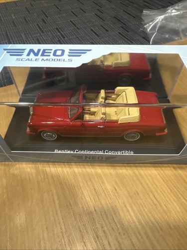NEO 1/43 Scale Bentley Continental Convertible 1985 Red - Picture 5 of 13