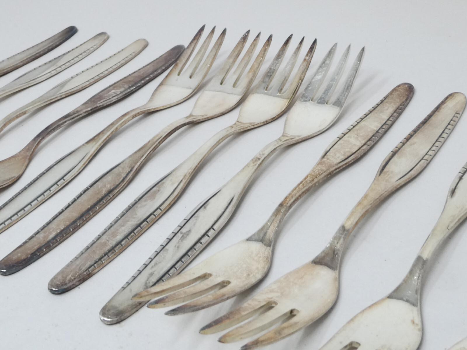 DESSERT FORKS Silver Plated Lot of 12 by Lutz & Weiss 15½cm eBay