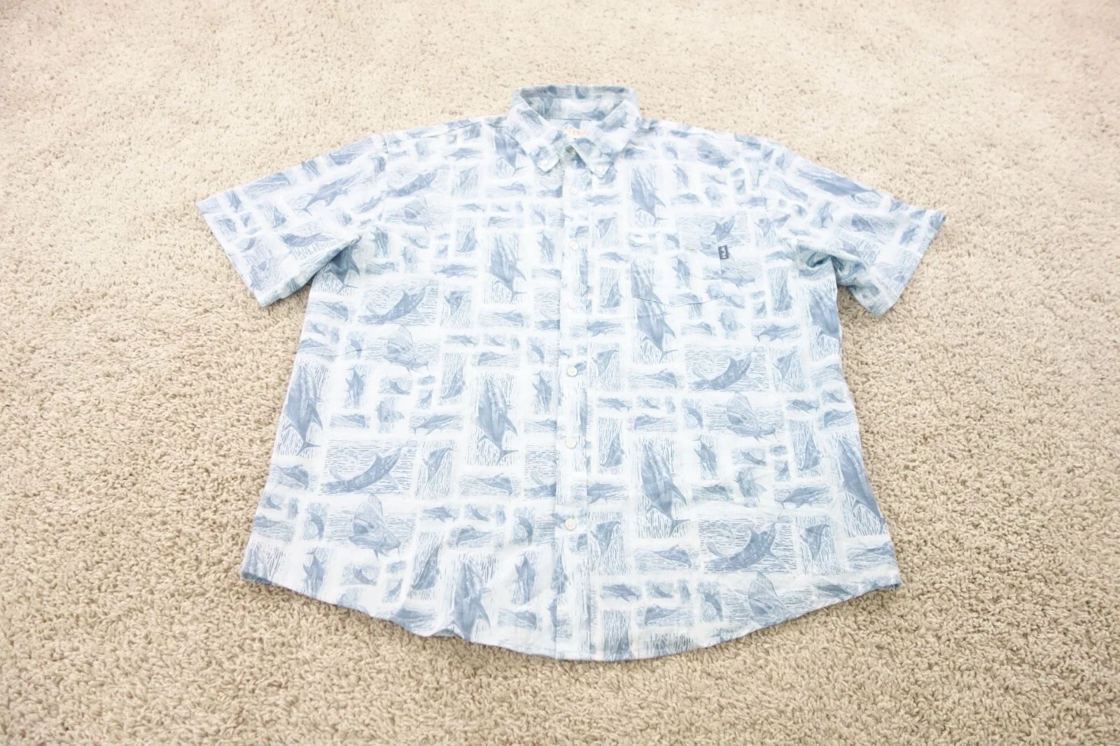 Huk Fishing Shirt Mens XL Blue Button Up Tuna Swordfish Short Sleeve Casual