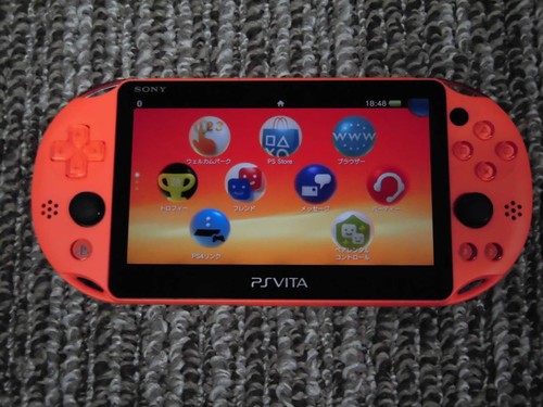 Console Wi-Fi Sony PlayStation Vita PCH-2000 ZA24 orange néon PS Vita modèle 2015 - Photo 1/11