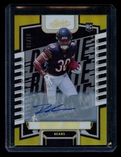 2023 Panini Absolute Roschon Johnson 1/10 Gold Rookie Auto Chicago Bears #134 RC