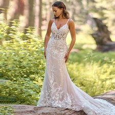 V Neck Mermaid Wedding Dresses Spaghetti Straps Appliques Backless Bridal Gowns