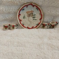 miniature tea set vintage cottage themed holiday 4 Mugs 1 Platter Dollhouse