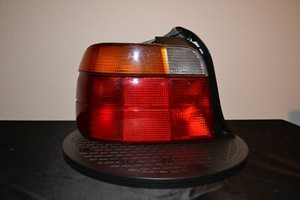 Rückleuchte Rücklicht komplett Links 29270102 BMW 3ER E36 Bj 1995