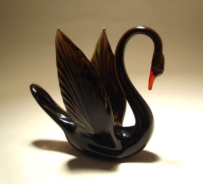 Black Glass Swan Figurine