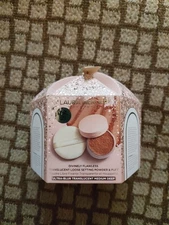 Laura Mercier Ultra Blur Translucent Med-Deep Loose Powder & Puff. 0.7oz. NIB!