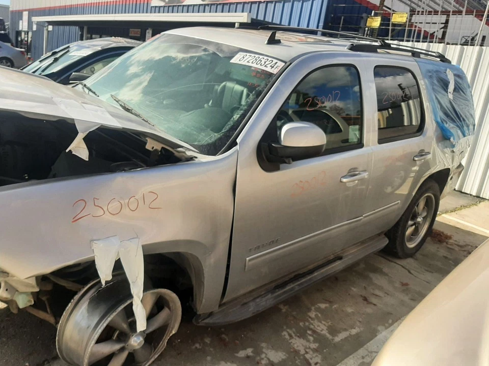 2009-2014 凯迪拉克 ESCALADE 油箱 5.3L 发动机气体 4WD 原始设备制造商 ID 20984565 — 第 4/4 张图片