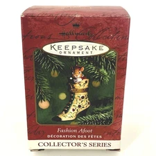 Hallmark Keepsake 2001 Fashion Afoot Series #2 Ornament by Joanne Eschrich