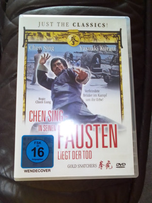 CHEN SING IN SEINEN FÄUSTEN LIEGT DER TOD
