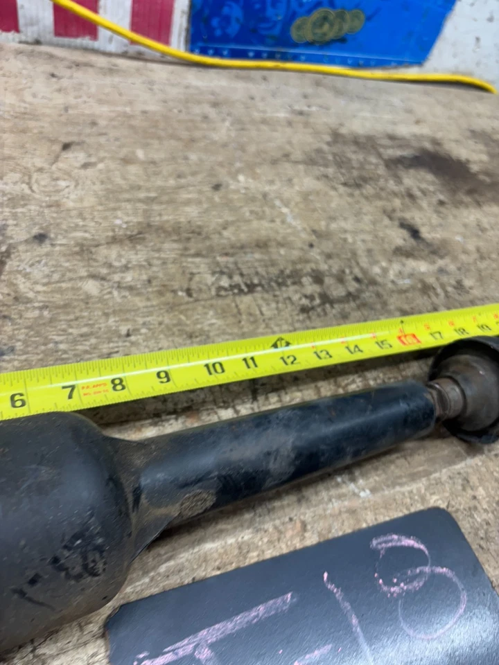 Промежуточный рулевой вал рулевой колонки 78-91 Chevy Squarebody C/K10-30 K5 - Изображение 4 из 4