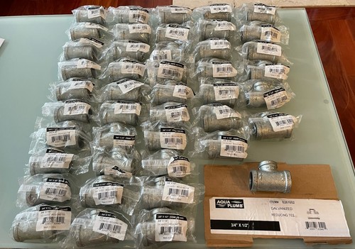 (Lot Of 44) 3/4โ X 1/2โ Galvanized Malleable Reducing Tee - Aqua Plumb 6261552