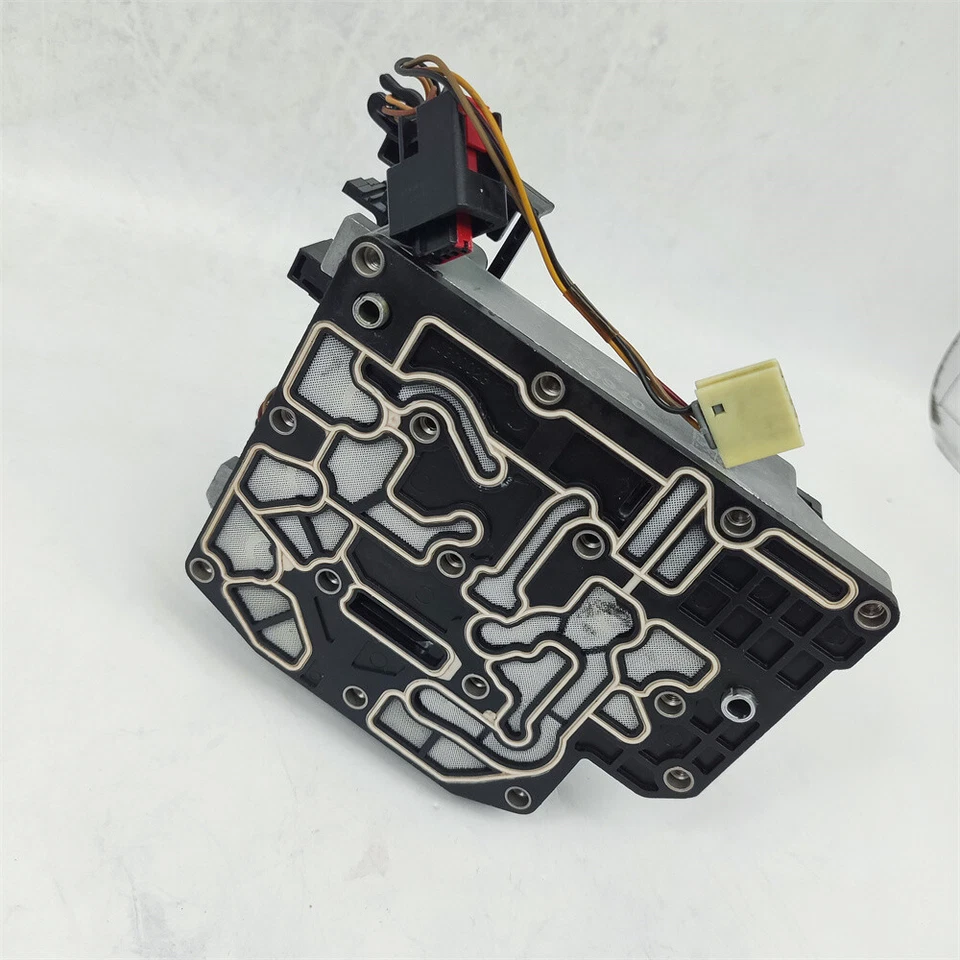 Paquete de solenoide de carrocería de válvula de transmisión 62TE 68376696AA para Dodge Chrysler Cummins Foto 4 de 4