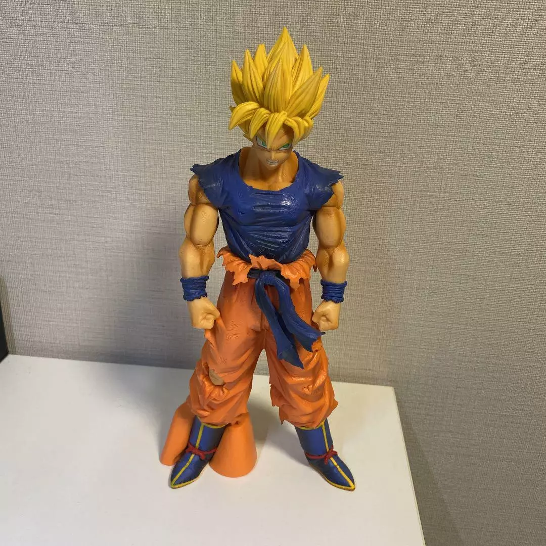 Ichiban Kuji Dragon Ball World Super Saiyan 3 Son Goku Action Figure A  Prize New