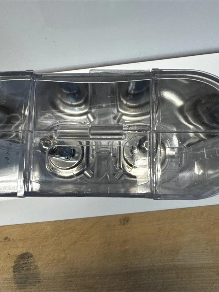 Sylvania H4 9003 SilverStar ZXE GOLD 9003SZG.BP2 - Image 3 of 4