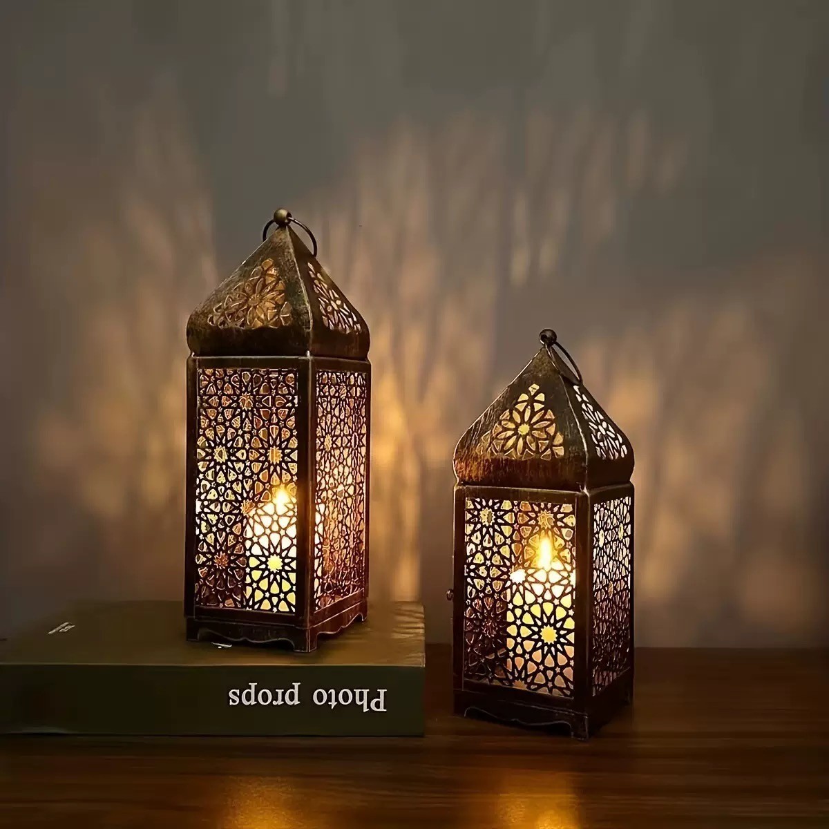 IRON CANDLE STAND Sサイズ2点　Lサイズ2点セット 2pcs Vintage Iron Hollow Lantern - European Style Candle Stand