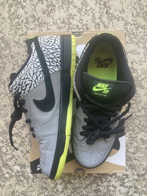 Used Nike Dunk Low PRM SB QS Clark Kent. Mens Size 9.5.  Extra Laces