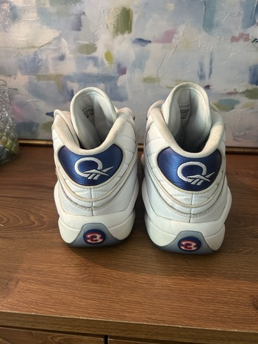 Reebok Question Mid White Blue Toe Red GX0227 Leather Basketball Shoes - Picture 3 of 9