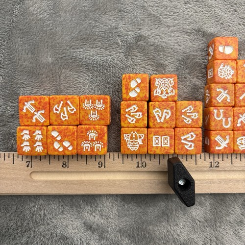Vtg TSR Dragon Dice Dwarves Orange Red Swirl 40 Count Varying Shapes Sizes - Picture 2 of 5