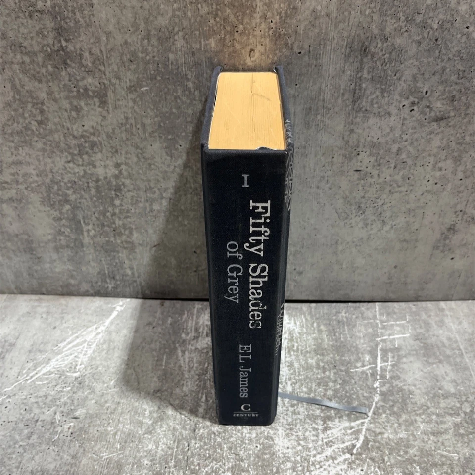 fifty shades of grey book, by EL James, 2012 Hardcover - Image 4 of 4