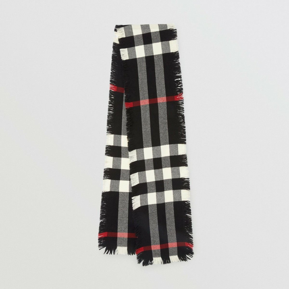 Burberry Black Wool Half Mega Fashion Plaid Check Fringe Burberry Black Wool Half Mega Fashion Plaid Check Fringe