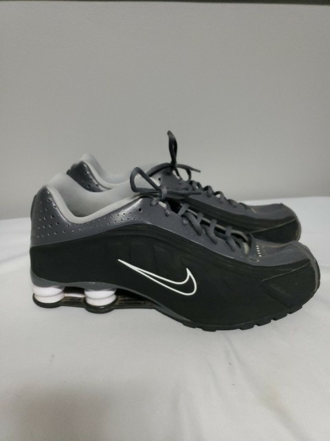 nike shox r4 size 11